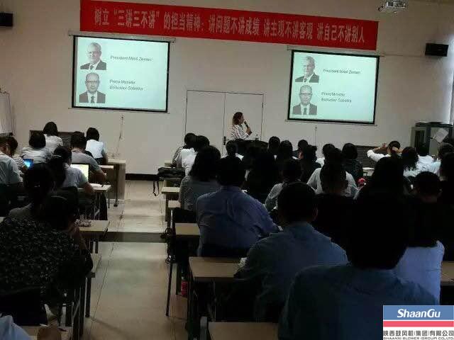 ΰ�¹������нݿ�����ѵ��