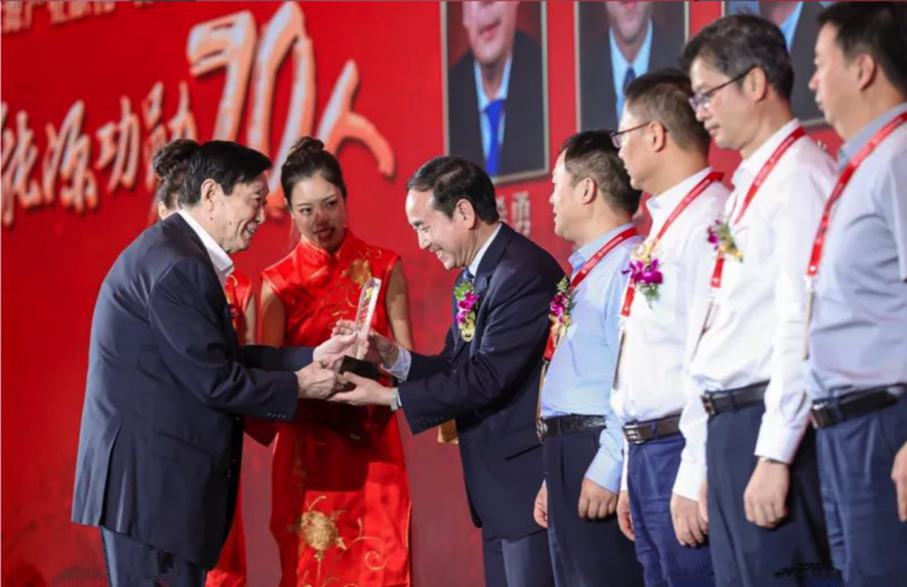 ����70��������������������ΰ�¹������߶�������